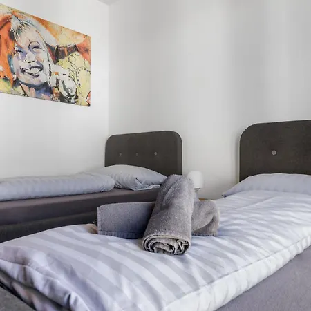 Livingboxx - Smart Boardinghouse I Karlsruhe - Messegelaende *