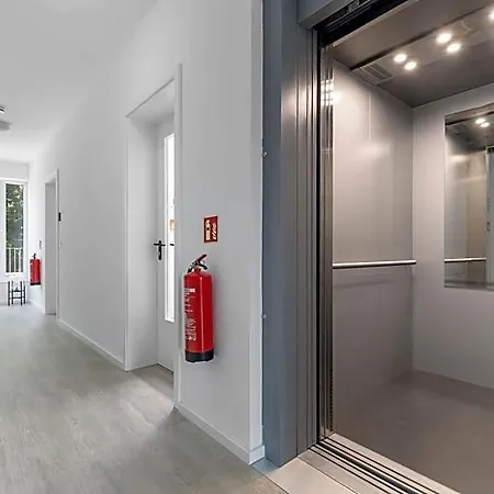 Hotel Livingboxx - Smart Boardinghouse I Karlsruhe - Messegelaende Rheinstetten