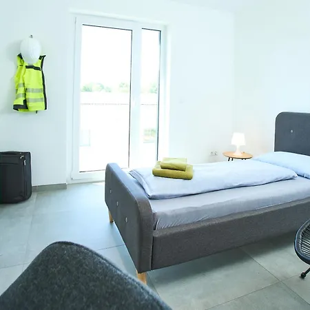 Livingboxx - Smart Boardinghouse I Karlsruhe - Messegelaende ホテル ラインシュテッテン
