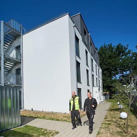 Livingboxx - Smart Boardinghouse I Karlsruhe - Messegelaende * ラインシュテッテン