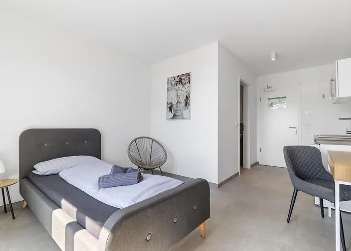 Livingboxx Karlsruhe - Messe I Neuwertige Mit Kueche *